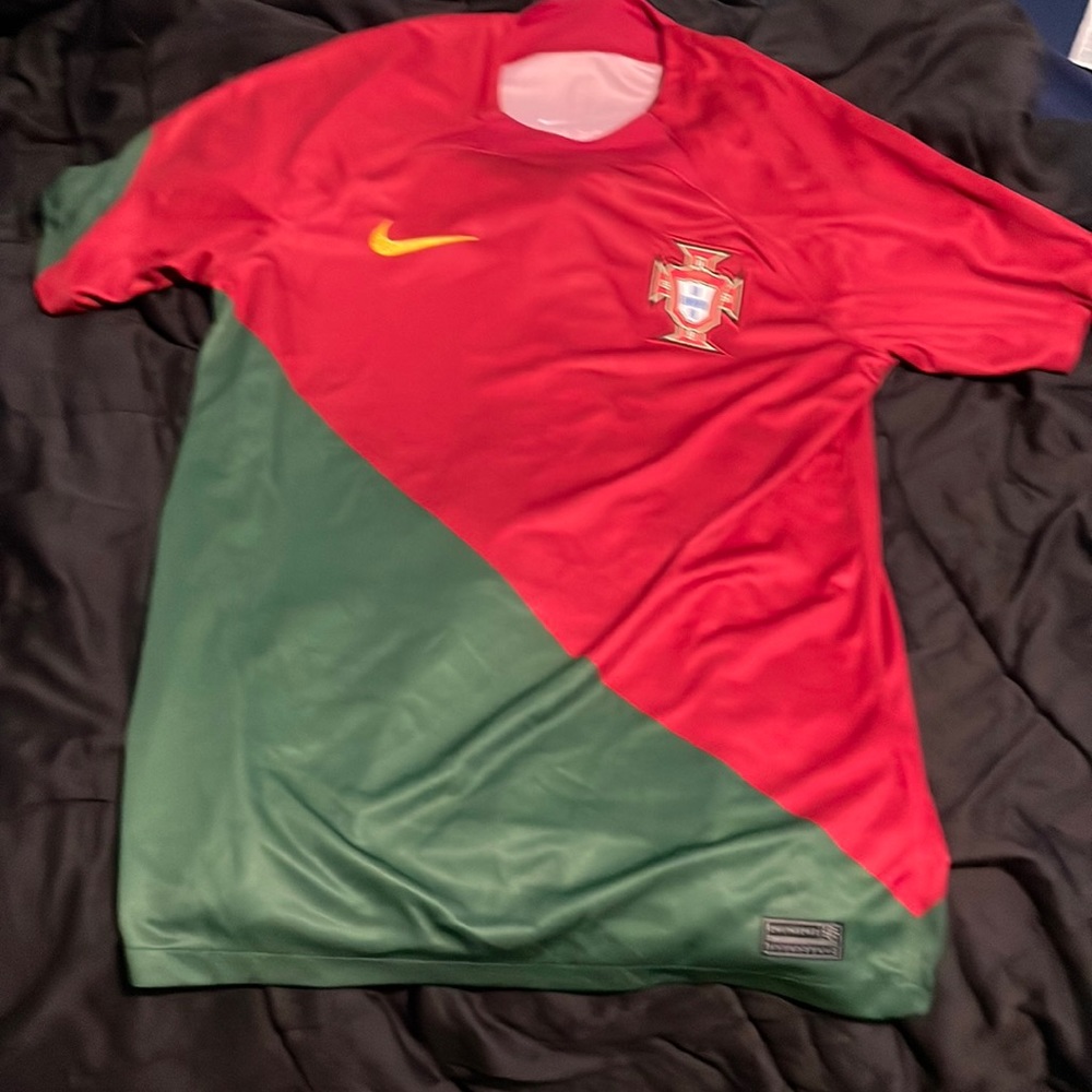 Portugal 2022 World Cup home jersey